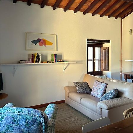 Il Piratello - Agriturismo Baldeschi トゥオーロ・スル・トラジメーノ エクステリア 写真