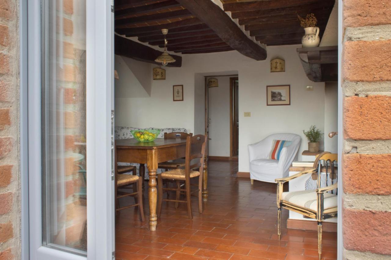 Il Piratello - Agriturismo Baldeschi トゥオーロ・スル・トラジメーノ エクステリア 写真